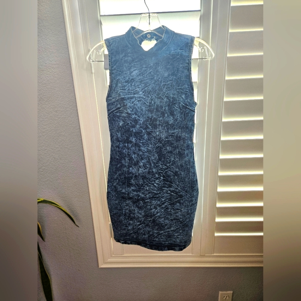 Forever 21 Denim Dress Size Small - Picture 1 of 9